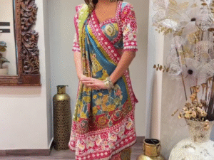 🌸 Vibrance in Tradition – Handcrafted Saree Magic Navratri Vibes ✨🌼 🌸