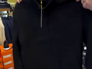 Premium Men’s Winter Zip-Up Wool-Blend Jacket – Soft Inner Lining, Slim Fit Luxury Outerwear