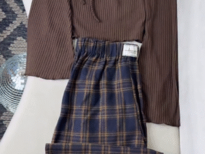 Women’s Ribbed Tie-Up Top + Check Trouser Co-Ord Set – Premium Korean Casual Outfit (2-Piece Stylish Set) 🤎💙✨