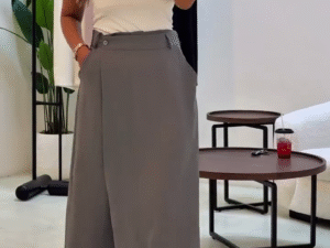 🤍 Urban Grace Wide-Leg Culotte Trousers – Minimal, Chic & Effortlessly Elegant 🤍