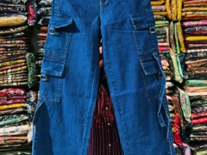 Trendy Light Blue Wide-Leg Denim Cargo Jeans – Utility Meets Street Style