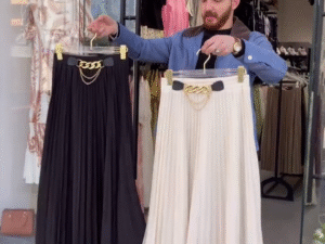 ✨ Chic Statement: Women’s Pleated Maxi Skirt with Decorative Chain Belt