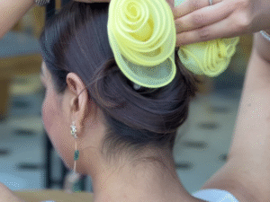 🌸✨ Effortless Elegance: Rose-Shaped Flower Claw Hair Clip
