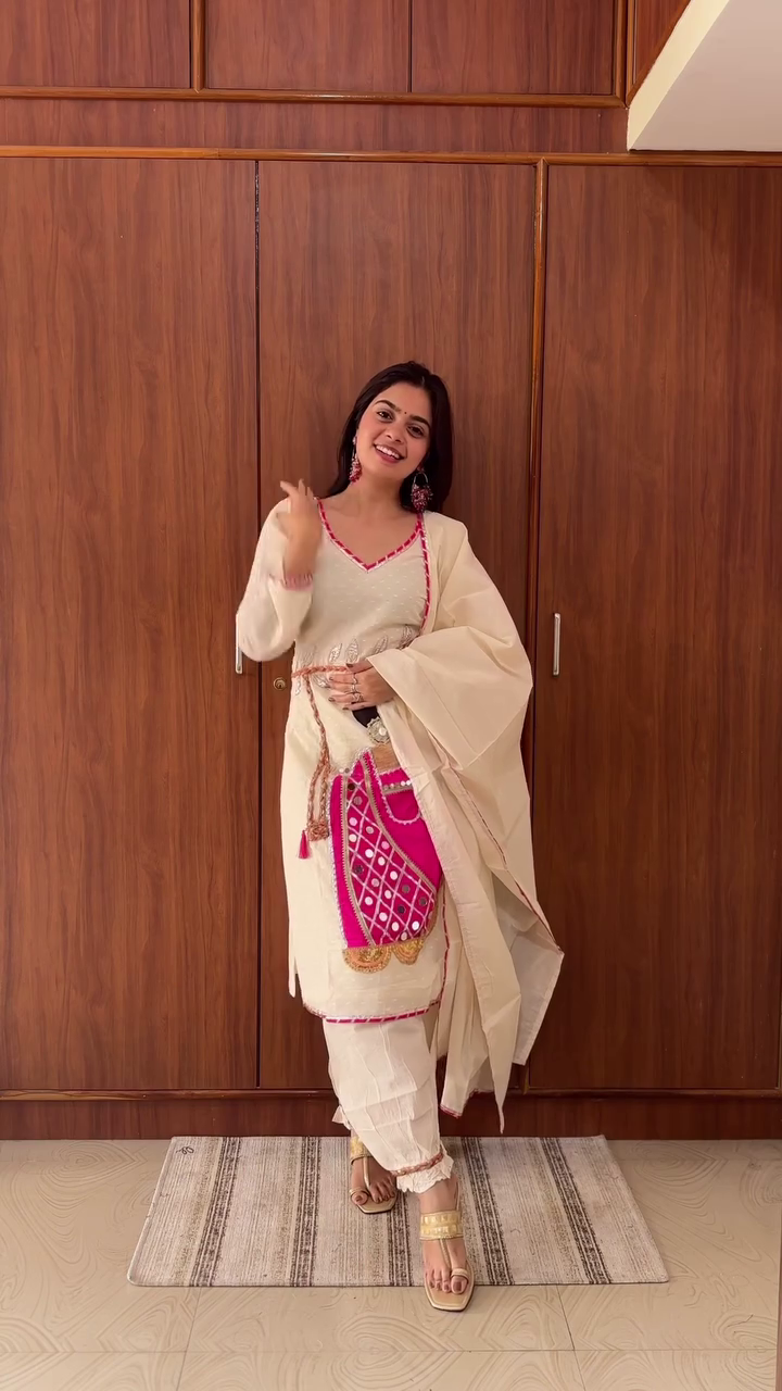 Elegant Embroidered Kurta Pant Set for Women - Image 5